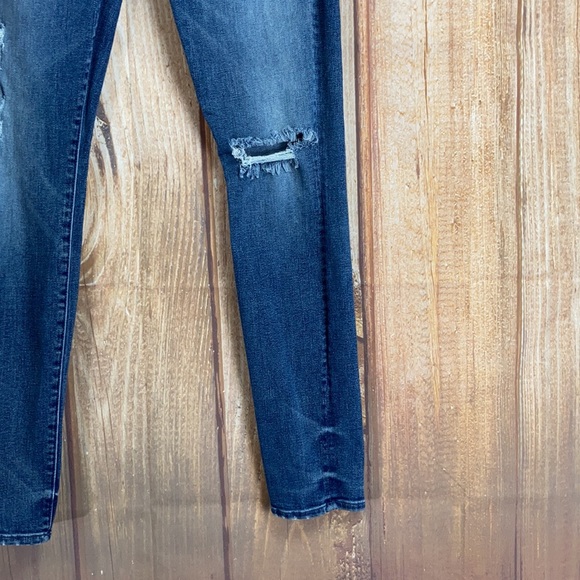 ⭐️MOTHER High Waisted Looker Jean in Loud is how I love you Size 27x29 1/2 - Picture 3 of 16